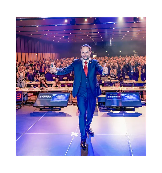 SanusLife · Event photograph on stage · Brand image